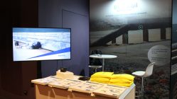 Inauguración de la Exposición Comercial del 27º Vyodeal. Stand de Road Steel.